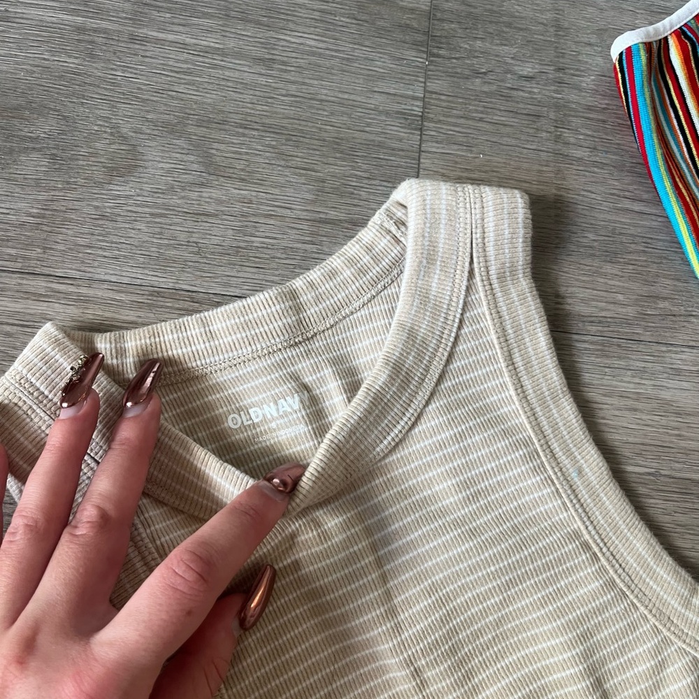 Tank Top Bundle - image 3